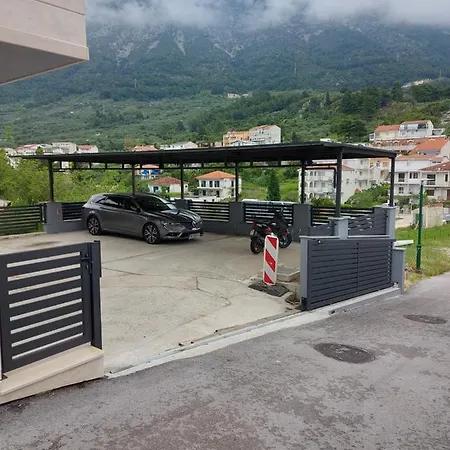 Apartman Matilda 2 *